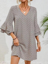 Cross Border Foreign Trade Popular V-neck Loose Printed Floral Bell Sleeve Dress