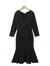 Women's V-neck Lace Up Fishtail Dress