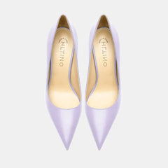 luxury leather pumps for women in lavender color with pointed toe design and thin heels.