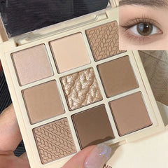 Luxurious 9 color eyeshadow palette - Velvet matte and shimmer effect, durable waterproof, berry, brown and nude tones