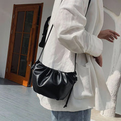 Women's Premium Shoulder Bag New Fashion Niche Design Messenger Bag Female Wild Western Style Female Pleated Bag Mini Cloud Bag