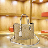 Versatile Womens Tote Bag Stylish Everyday Shoulder Bag
