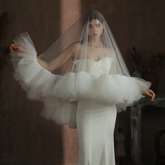 Heavy Industry Ruffled Bridal Veil White Double Layer Studio Travel Photo Exterior Puffy Soft Veil