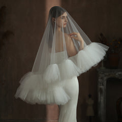 Heavy Industry Ruffled Bridal Veil White Double Layer Studio Travel Photo Exterior Puffy Soft Veil