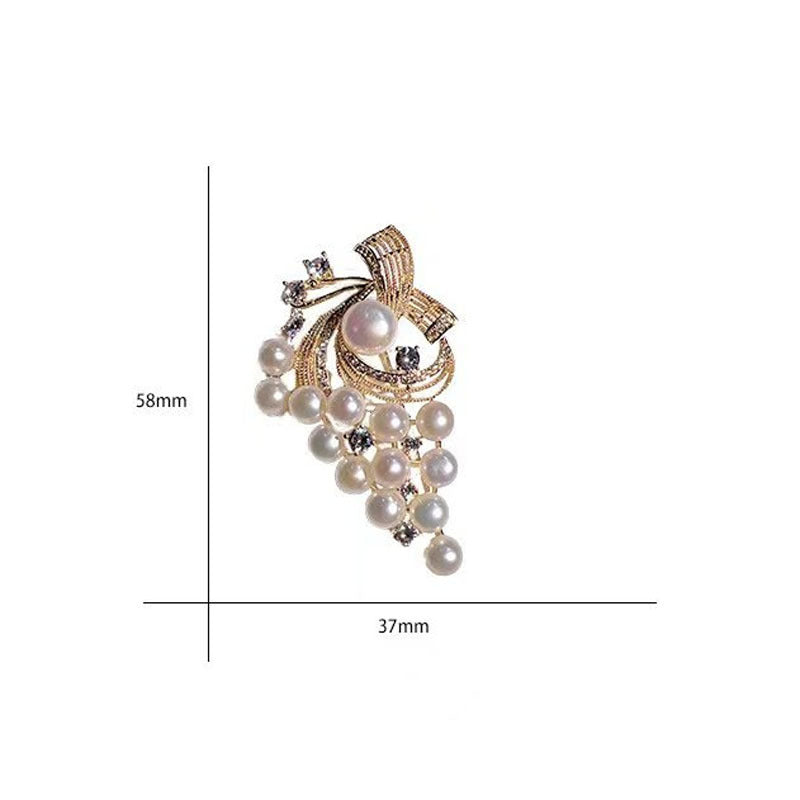 Exquisite And Fashionable Pearl Brooch