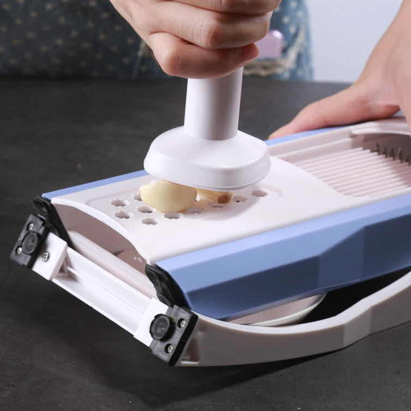5-in-1 vegetable cutter slicer – 34x23cm large cutting surface detail