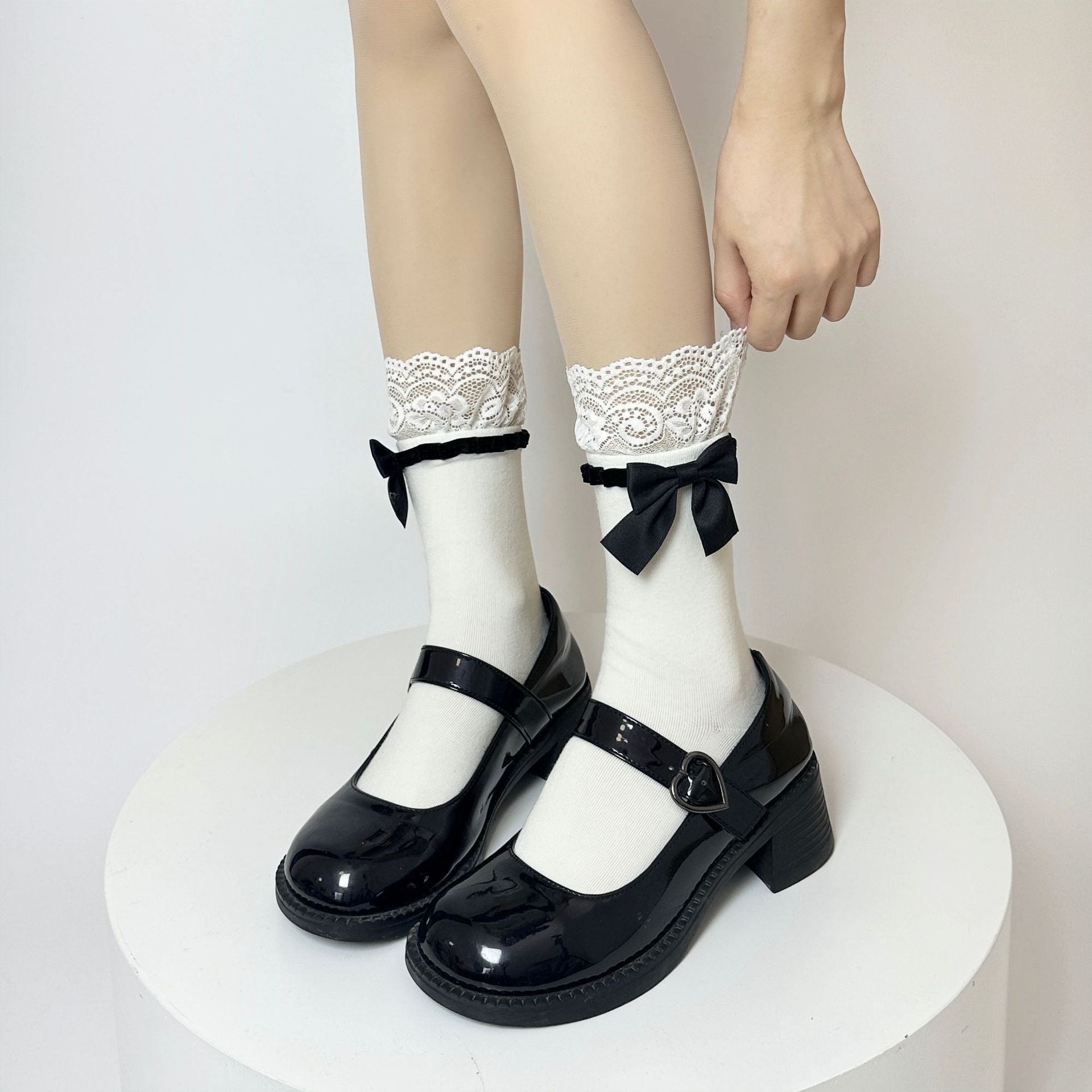 Japanese Jk Bowknot Sweet Lace Lolita Socks Mid-calf