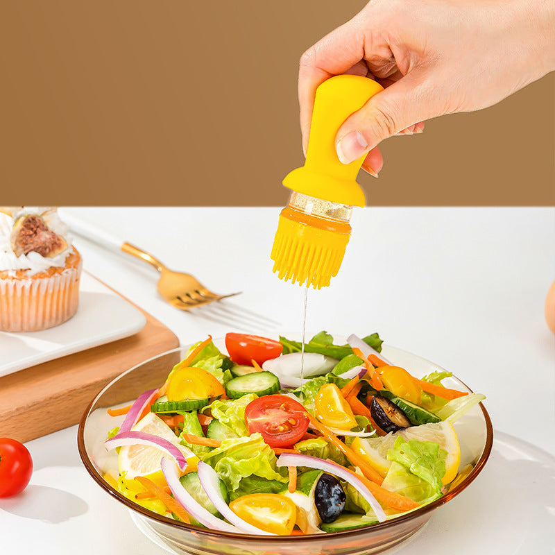 2-in-1 oil dispenser bottle with brush – silicone brush head close-up
