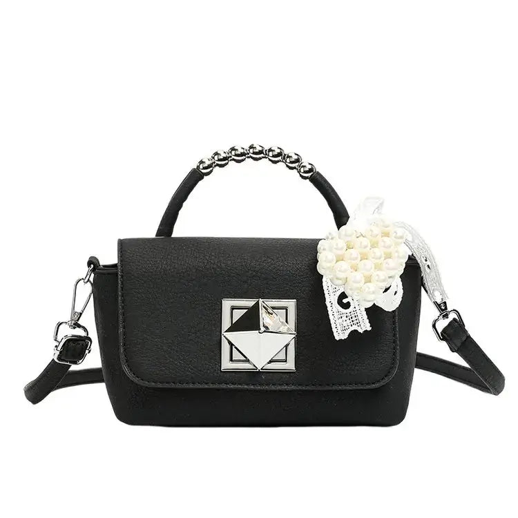 Fashion Trendy Backpack For Women Stylish Design Lightweight Daypack Perfect For Daily Street Style Commute And Casual Travel