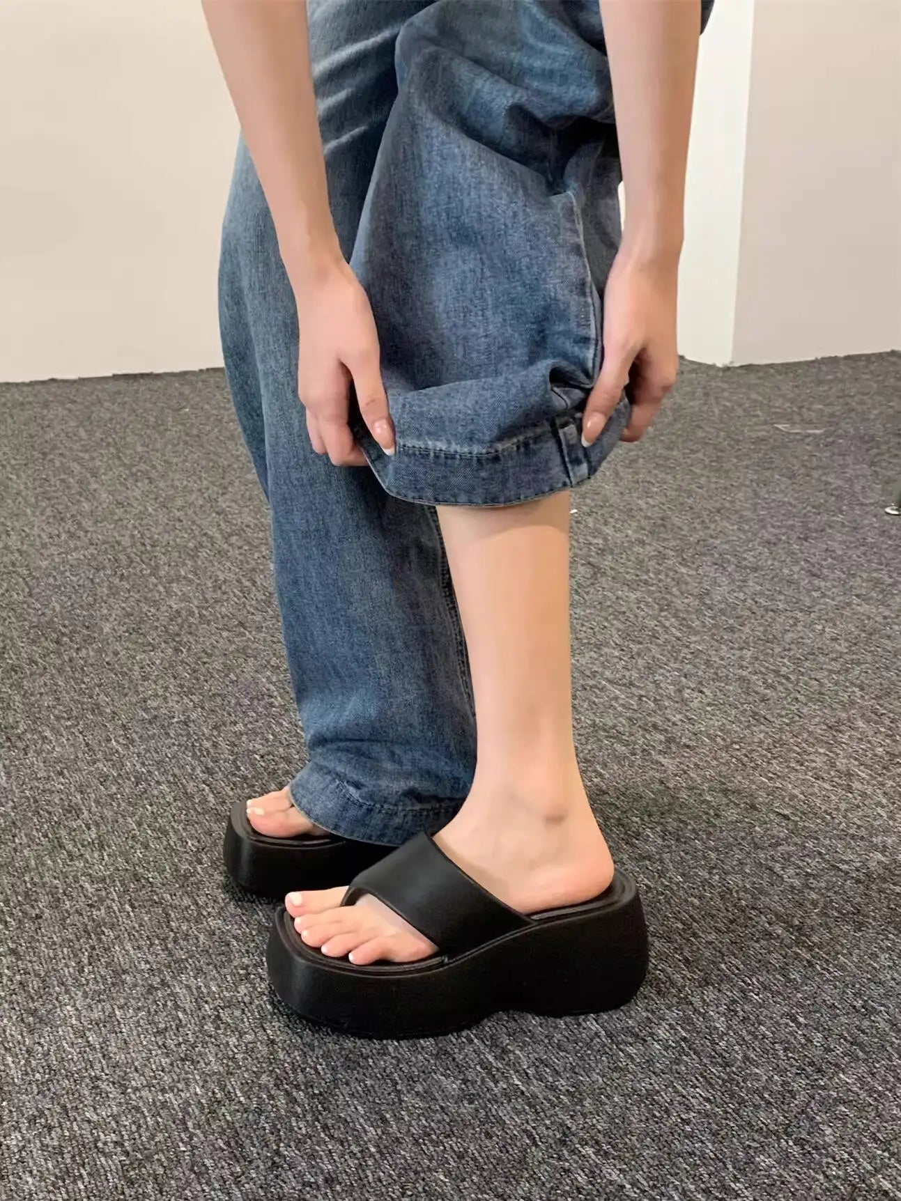 Women’s Platform Beach Slippers Stylish Square Toe