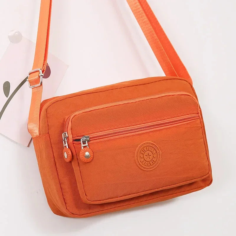 Fashionable Crossbody Bags for Women Leisure Shoulder Bag with Adjustable Shoulder Strap Zipper Closure Suitable for Daily Use