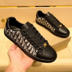 Men's Shoes New Casual Fashion Versatile Trendy Shoes Round Toe Non-Slip Thick Sole Lightweight Sports Sneakers