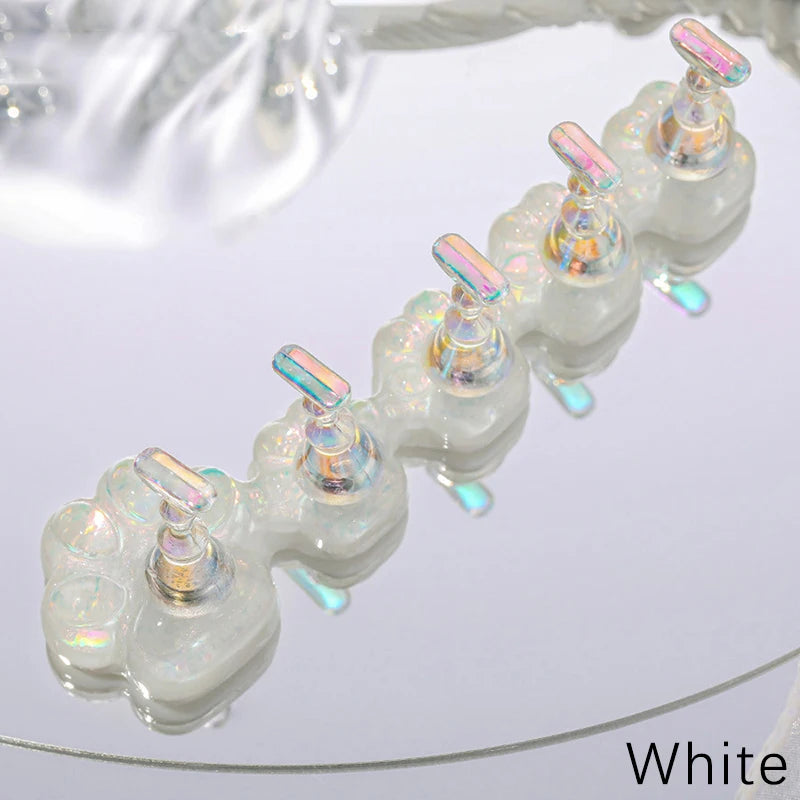 Nail Art Beginner Practice Base Cat Claw Nail Stand For Press On Nails Aurora Resin Showing Shelves Nail Display Manicure Tools