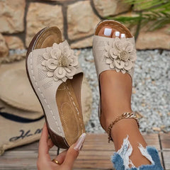 New Women Slippers Elegant Platform Slippers Fashion Slides Women Casual Wedges Shoes Women Summer Soft Heels Sandals