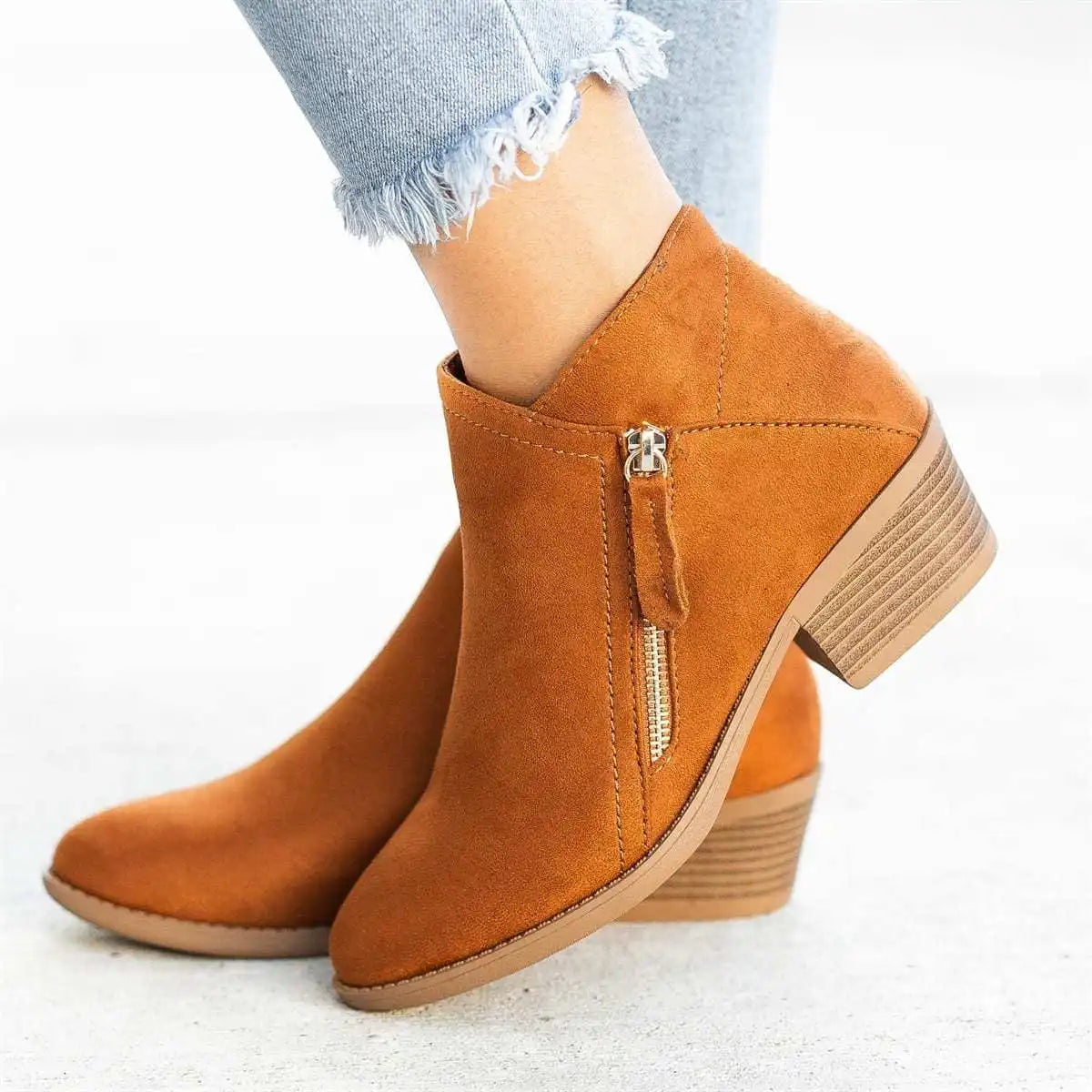 Womens Suede Chelsea Boots Stylish Platform Ankle Boots