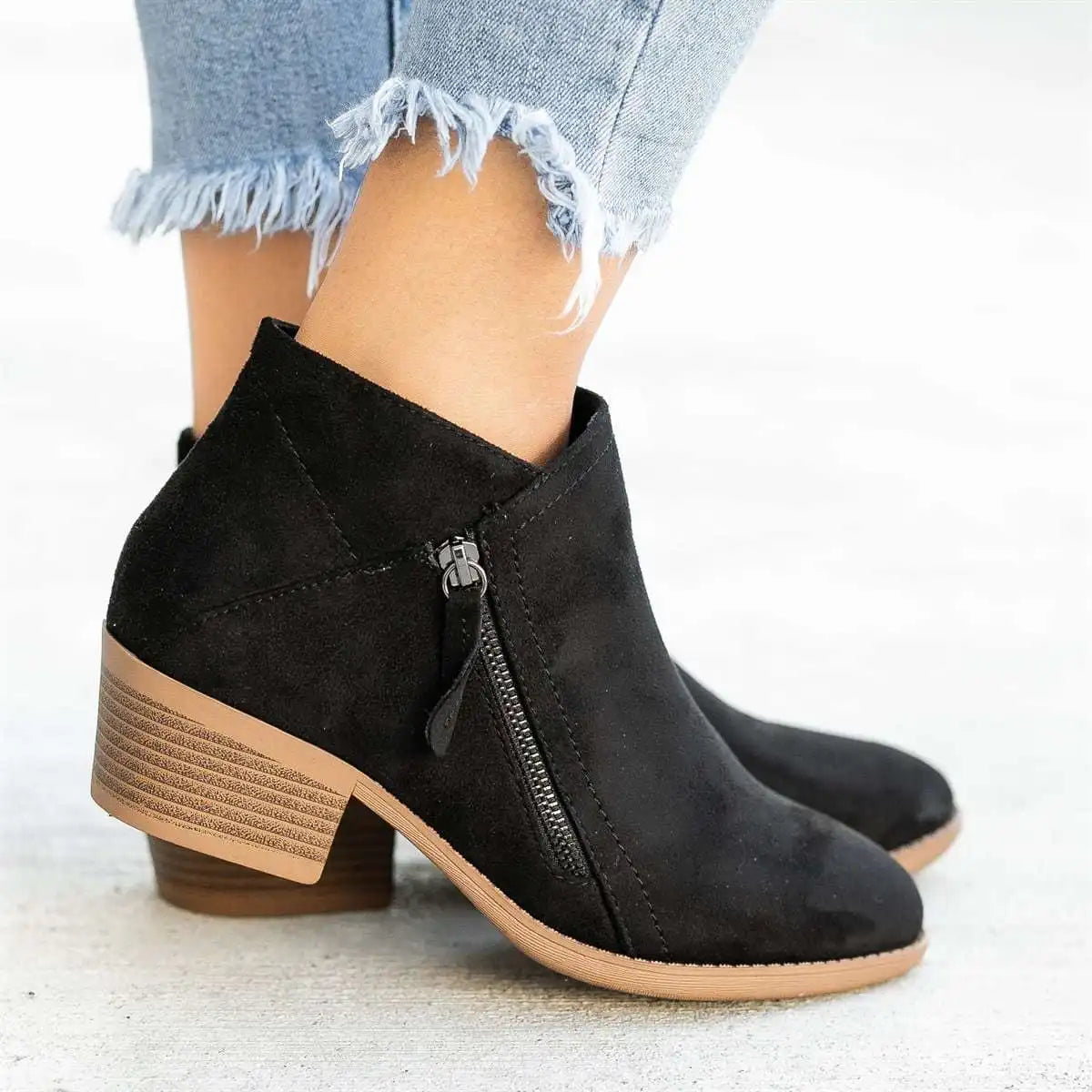 Womens Suede Chelsea Boots Stylish Platform Ankle Boots