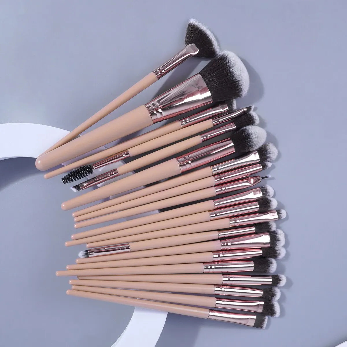 Maange 20pcs Makeup Brushes Set Cosmetic Foundation Powder Blush Eye Shadow Lip Make Up Brush Blending Tools For Women Beginner