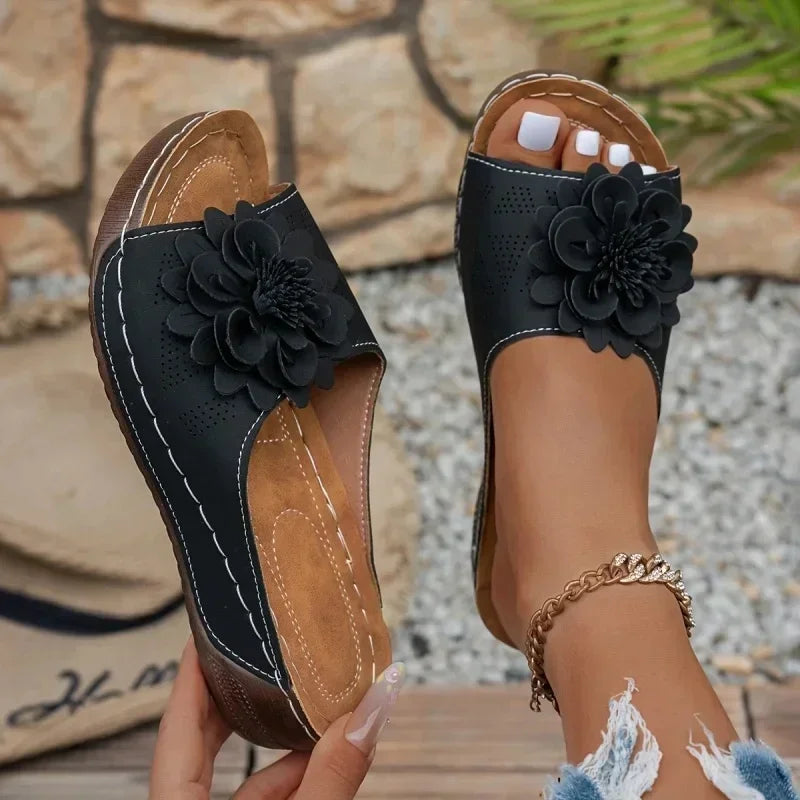 New Women Slippers Elegant Platform Slippers Fashion Slides Women Casual Wedges Shoes Women Summer Soft Heels Sandals