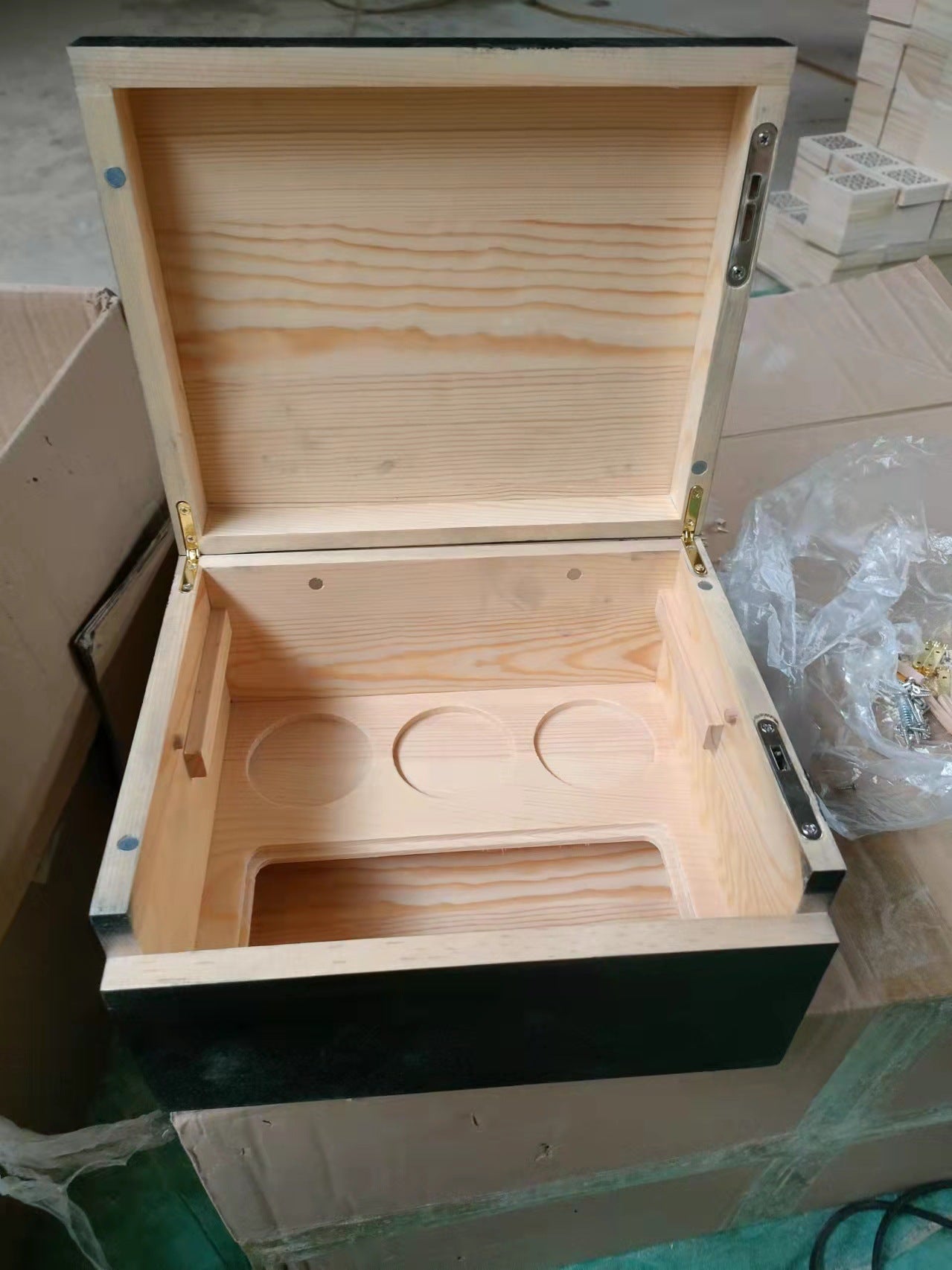 Bamboo storage box with removable tray – jewelry accessory stationery storage