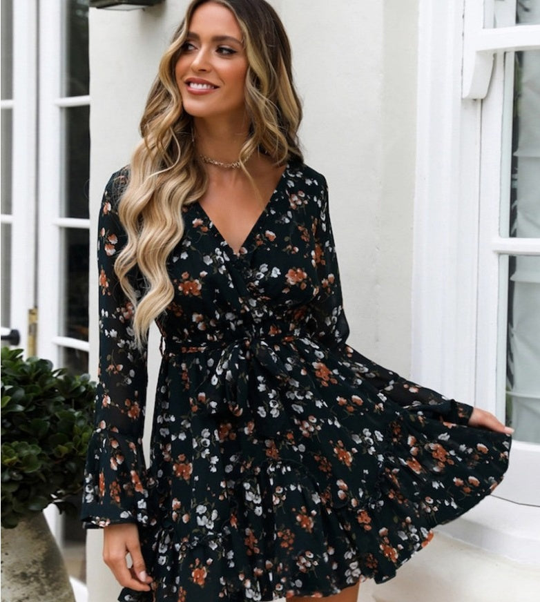 New Fashion Deep V Slim Fit Flare Sleeve Dress